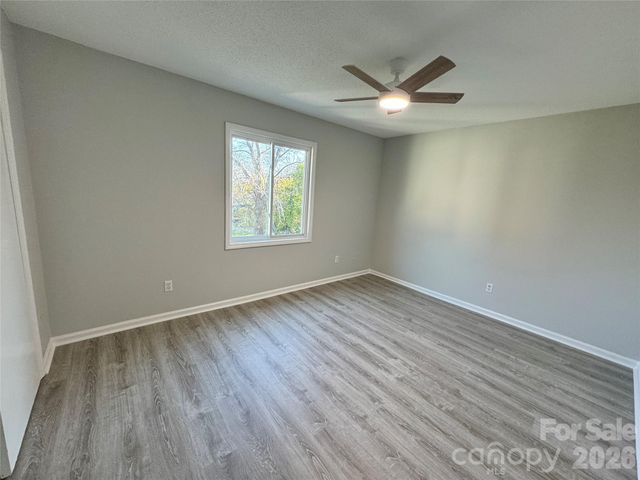 1906 Mereview Court 8, Charlotte, NC 28210