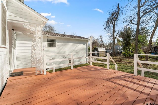 508 E 3rd, Mt Pleasant, TX 75455