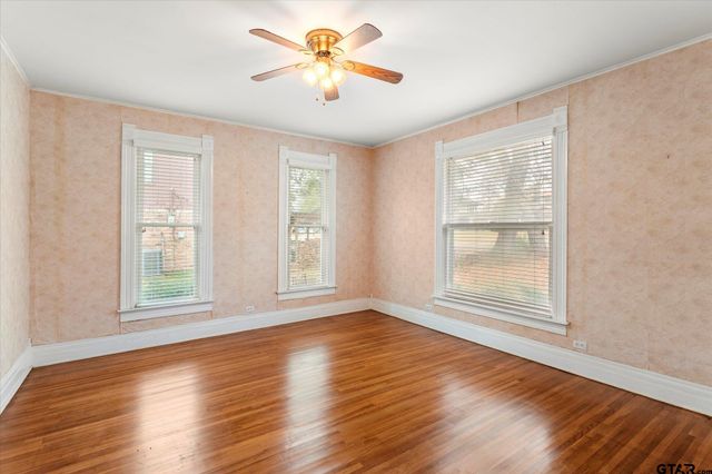 508 E 3rd, Mt Pleasant, TX 75455