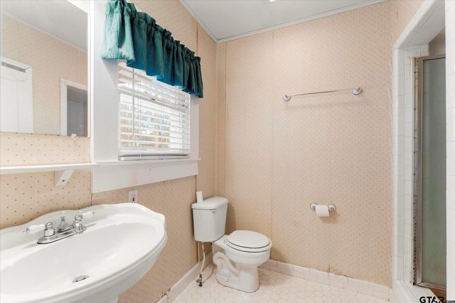 508 E 3rd, Mt Pleasant, TX 75455