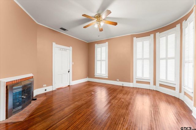 508 E 3rd, Mt Pleasant, TX 75455