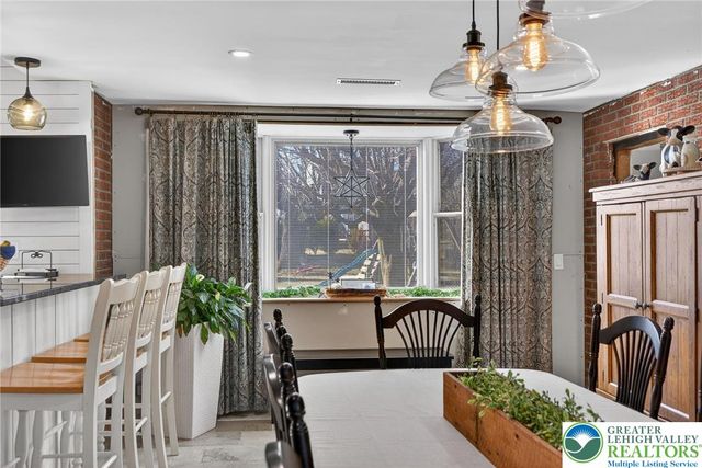 226 Front Street, Alburtis Boro, PA 18011