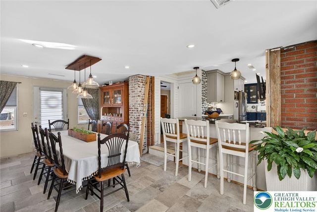 226 Front Street, Alburtis Boro, PA 18011