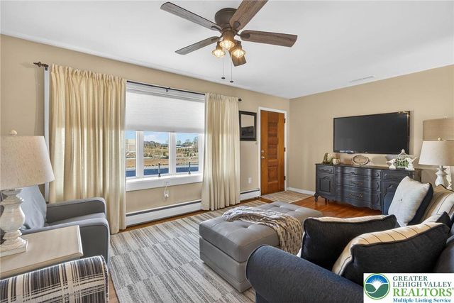 226 Front Street, Alburtis Boro, PA 18011