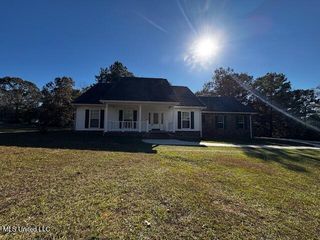 95 Ridgeland Drive, Carriere, MS 39426