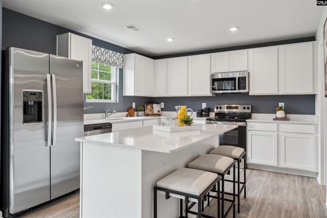 126 Kingfield Drive, Hopkins, SC 29061