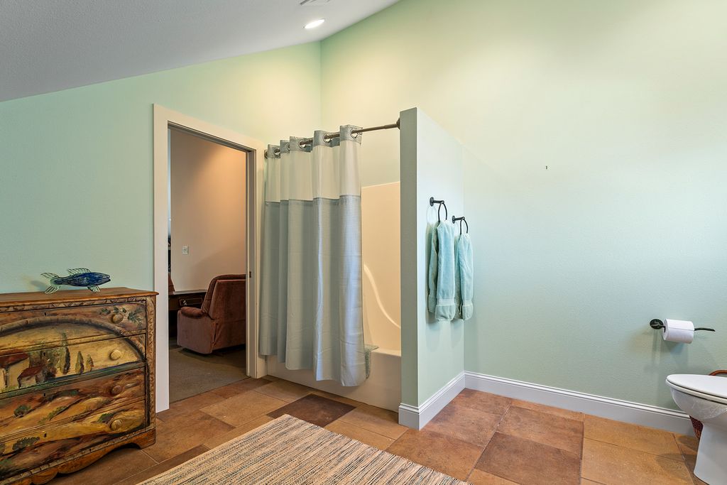 3934 East Shore Drive, Helena, MT 59602 photo 40