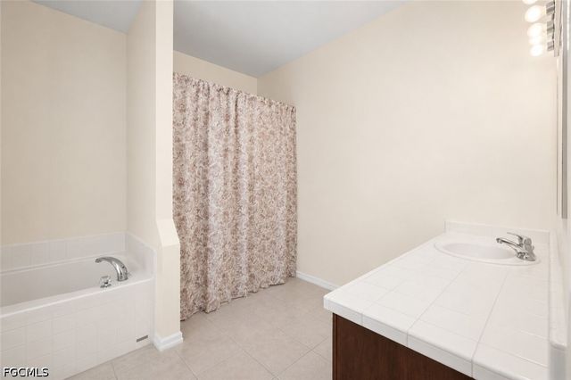 3507 22nd ST SW, Lehigh Acres, FL 33976