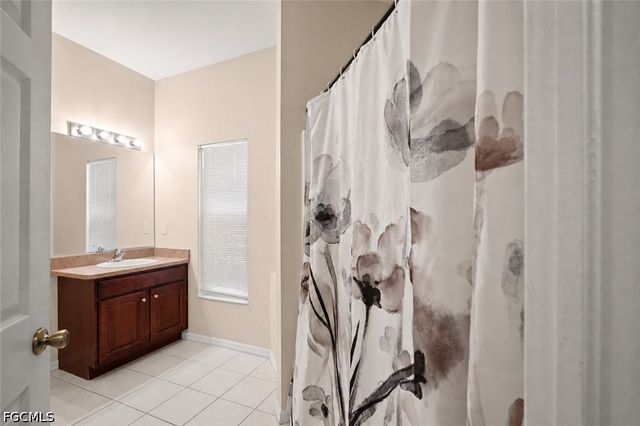3507 22nd ST SW, Lehigh Acres, FL 33976