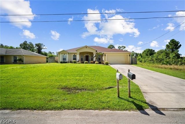 3507 22nd ST SW, Lehigh Acres, FL 33976