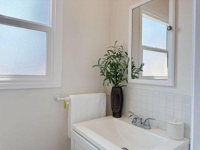 9713 Nadine Street, Temple City, CA 91780