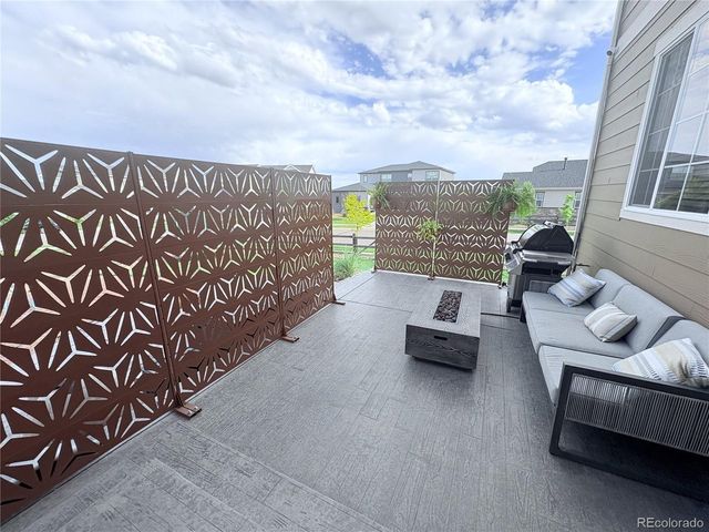 12648 Canoe St, Longmont, CO 80504