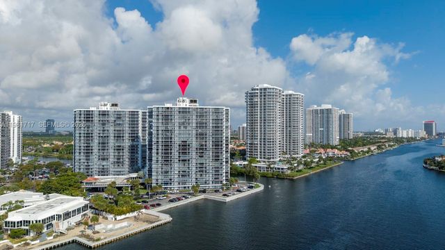 20515 E Country Club Drive 2242, Aventura, FL 33180