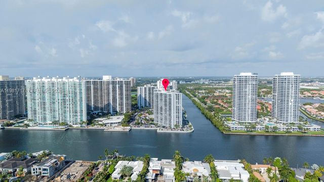 20515 E Country Club Drive 2242, Aventura, FL 33180