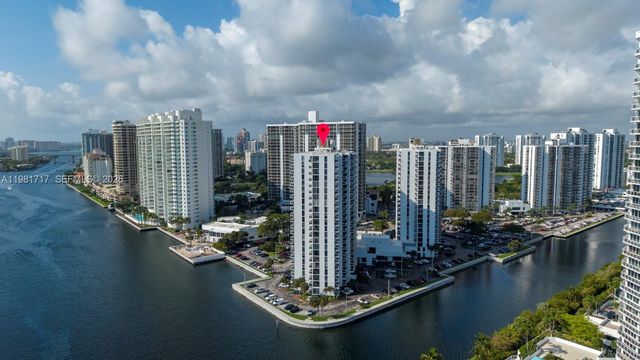 20515 E Country Club Drive 2242, Aventura, FL 33180