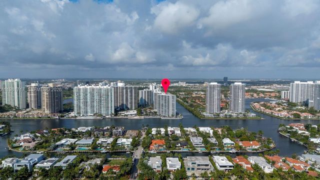 20515 E Country Club Drive 2242, Aventura, FL 33180