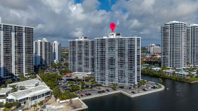 20515 E Country Club Drive 2242, Aventura, FL 33180
