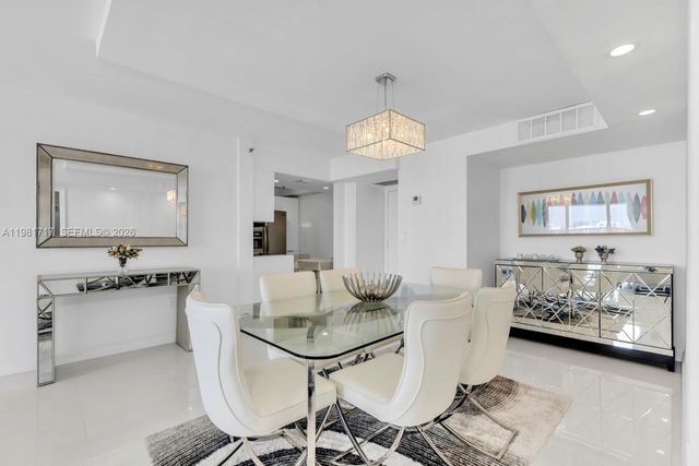 20515 E Country Club Drive 2242, Aventura, FL 33180