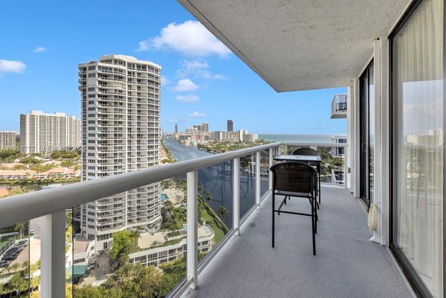 20515 E Country Club Drive 2242, Aventura, FL 33180