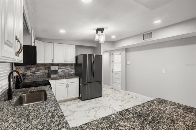 5 TWILIGHT LANE, Winter Haven, FL 33884