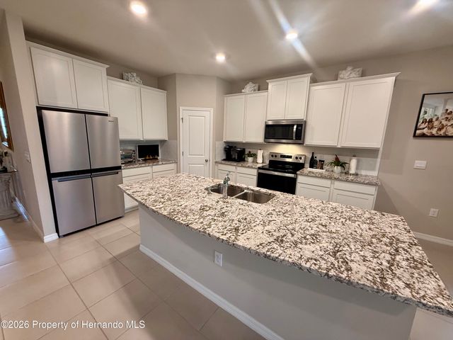 7611 Odessa Court, Brooksville, FL 34613