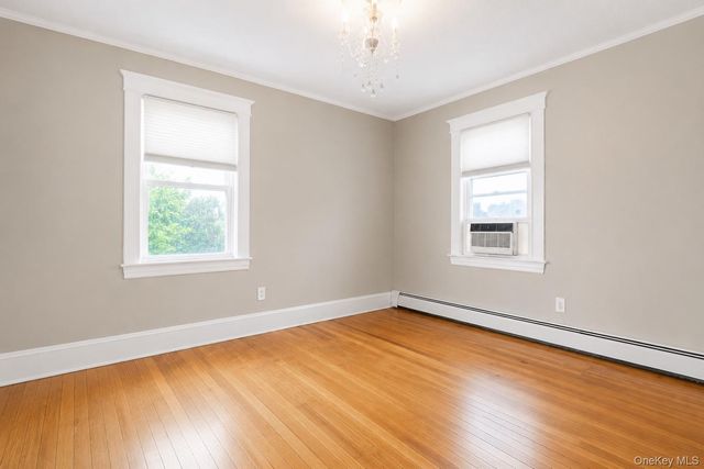 100 Spruce Street, West Hempstead, NY 11552