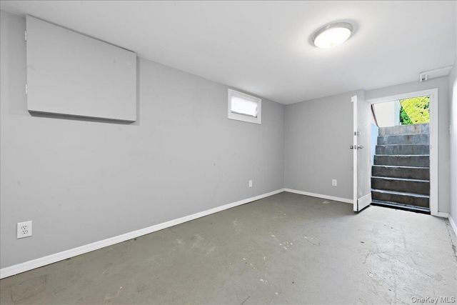 100 Spruce Street, West Hempstead, NY 11552