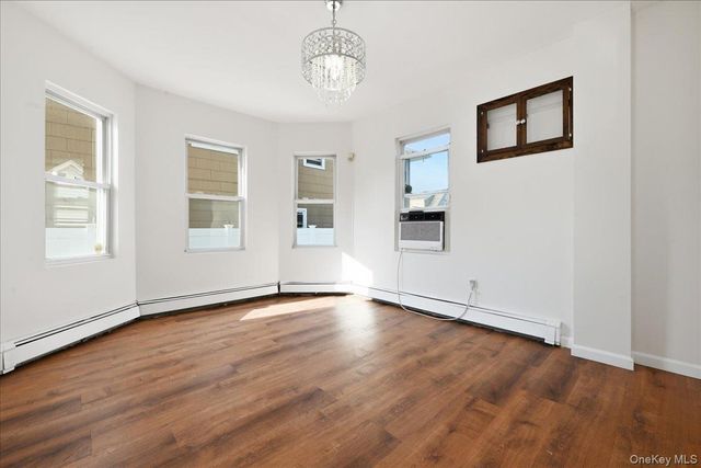 100 Spruce Street, West Hempstead, NY 11552