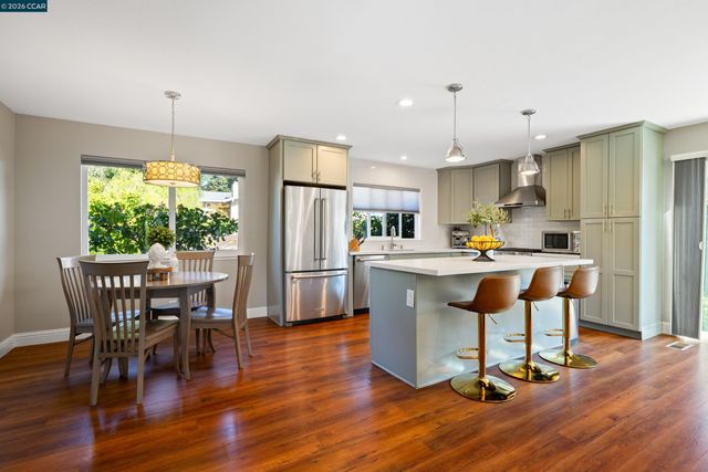 871 Richard Lane, Danville, CA 94526