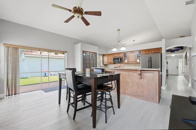 12564 NW 10TH Place, Sunrise, FL 33323
