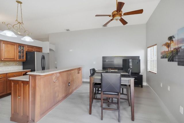 12564 NW 10TH Place, Sunrise, FL 33323