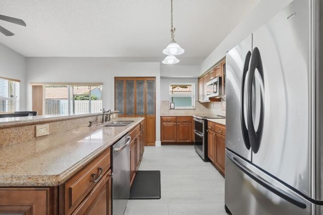 12564 NW 10TH Place, Sunrise, FL 33323