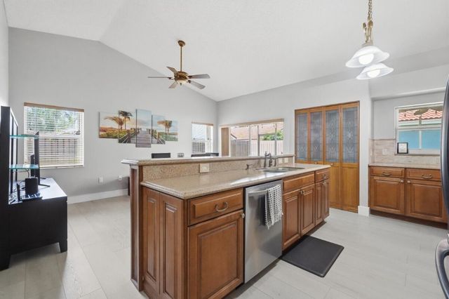 12564 NW 10TH Place, Sunrise, FL 33323