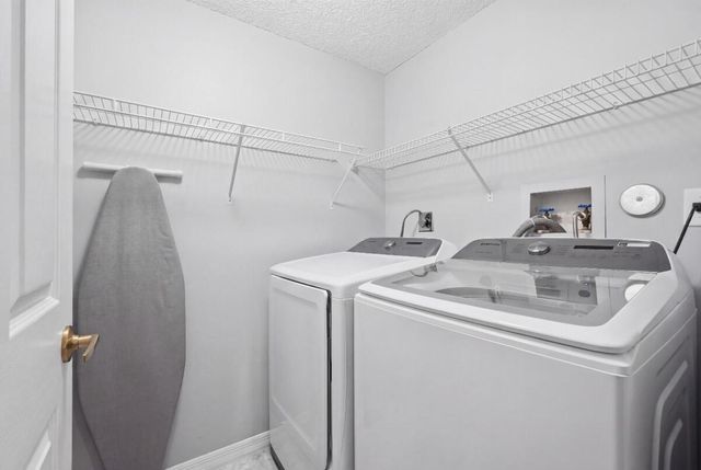 12564 NW 10TH Place, Sunrise, FL 33323