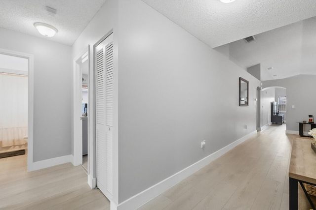 12564 NW 10TH Place, Sunrise, FL 33323