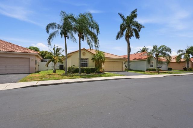 12564 NW 10TH Place, Sunrise, FL 33323