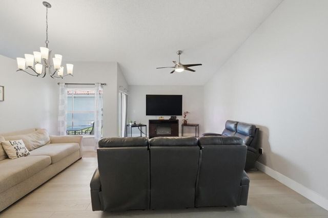 12564 NW 10TH Place, Sunrise, FL 33323