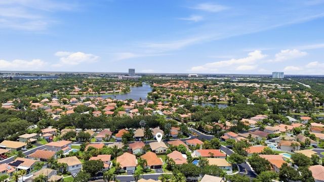 12564 NW 10TH Place, Sunrise, FL 33323