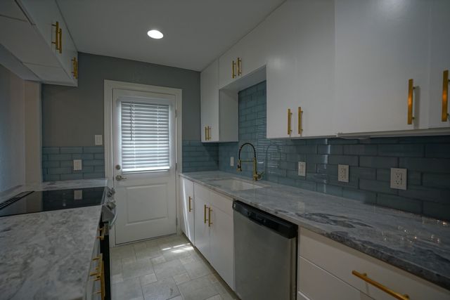 13937 Brookgreen Drive, Dallas, TX 75240
