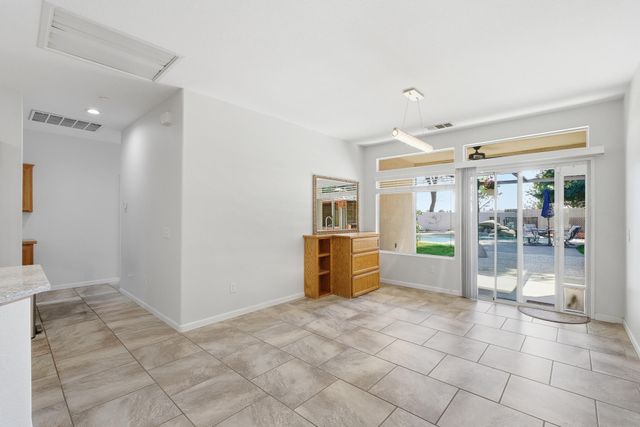 4111 W Redding Avenue, Visalia, CA 93277