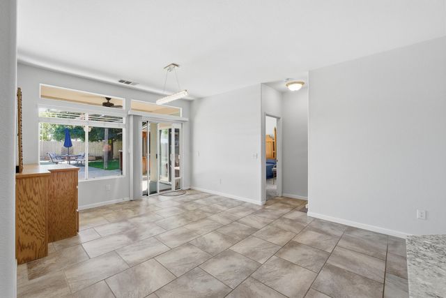 4111 W Redding Avenue, Visalia, CA 93277