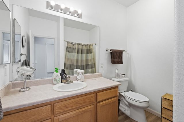 4111 W Redding Avenue, Visalia, CA 93277