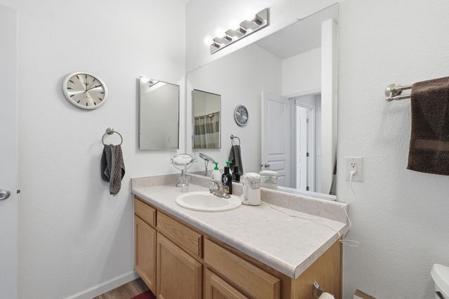 4111 W Redding Avenue, Visalia, CA 93277