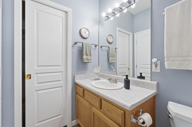 4111 W Redding Avenue, Visalia, CA 93277