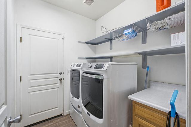 4111 W Redding Avenue, Visalia, CA 93277