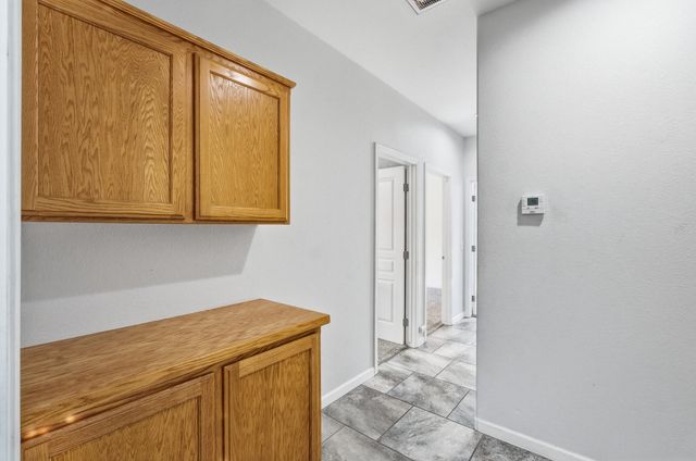 4111 W Redding Avenue, Visalia, CA 93277