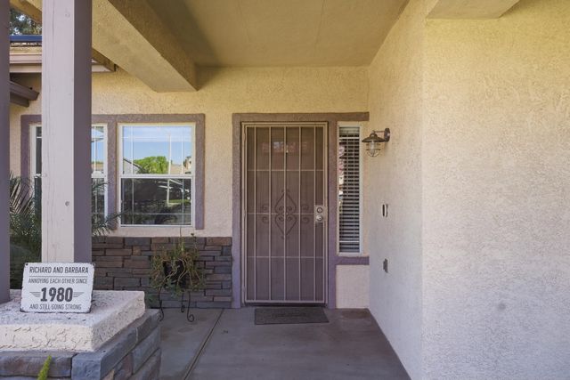 4111 W Redding Avenue, Visalia, CA 93277