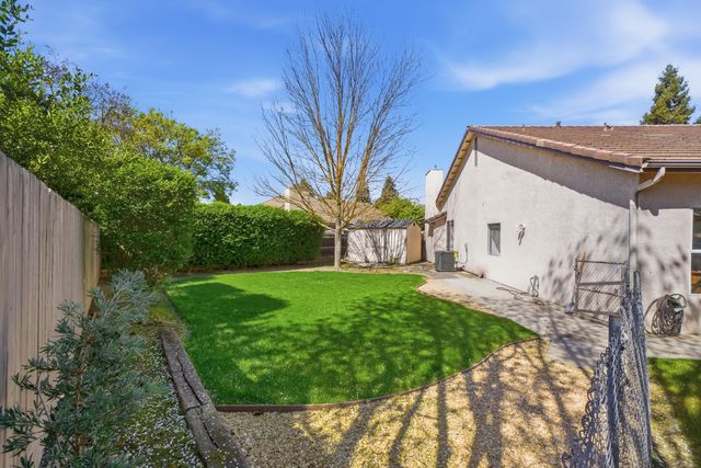 4111 W Redding Avenue, Visalia, CA 93277