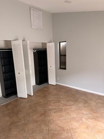 3076 S Oakland Forest Drive 503, Oakland Park, FL 33309