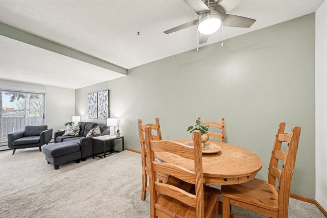 1690 Highway 36 w 224, Roseville, MN 55113